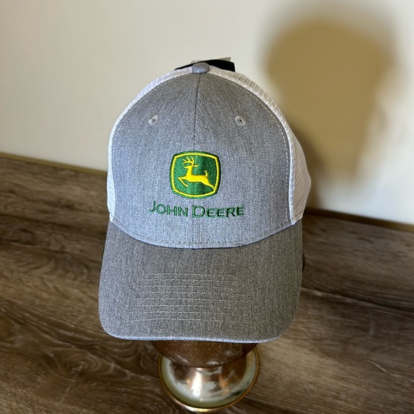 Brand New John Deere Mesh SnapBack Hat - Picture 2 of 9